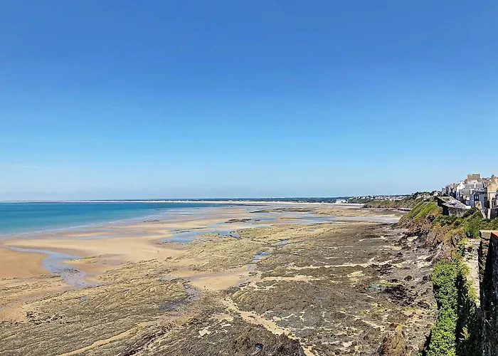 Duplex Spacieux A 100m De La Plage, 150m Des Commerces, Ideal Pour 4 Pers, - Fr-1-361-30 דירה *