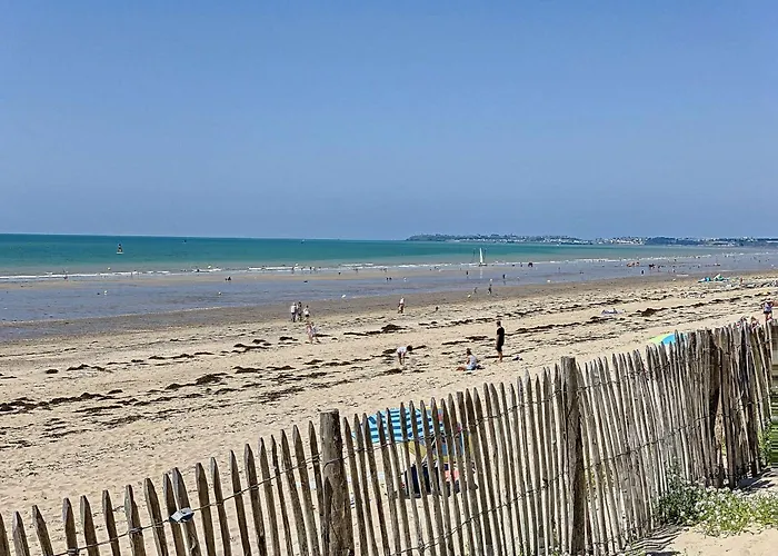 Duplex Spacieux A 100m De La Plage, 150m Des Commerces, Ideal Pour 4 Pers, - Fr-1-361-30 דירה ז'ולוביל-לה-פאן